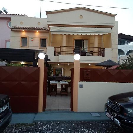 Villa Avatos - Near To The Port Of Rafina And The Airport Of Athens Agios Spyridon  Extérieur photo
