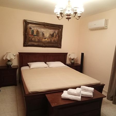 Villa Avatos - Near To The Port Of Rafina And The Airport Of Athens Agios Spyridon  Extérieur photo