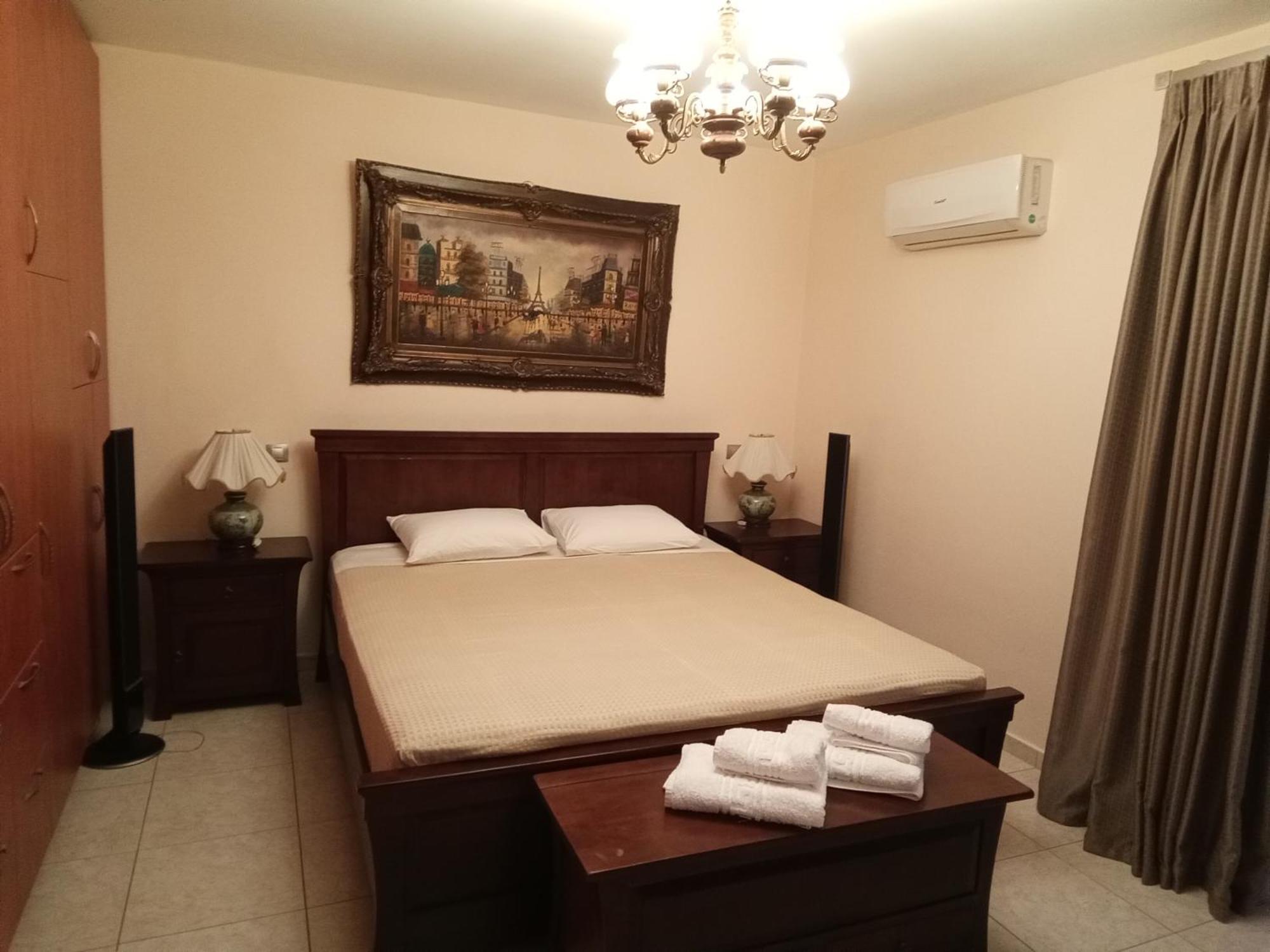 Villa Avatos - Near To The Port Of Rafina And The Airport Of Athens Agios Spyridon  Extérieur photo